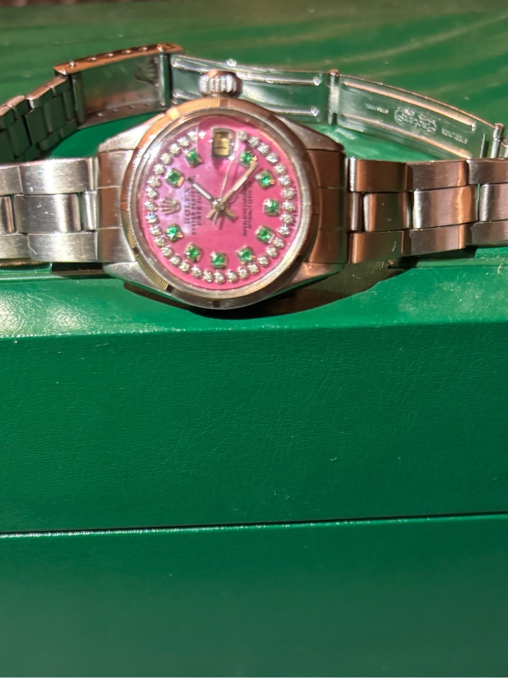Estate $8000 ROLEX DATEJUST Pink MOP Emerald Diamond SS Ladies Watch - Picture 6 of 15